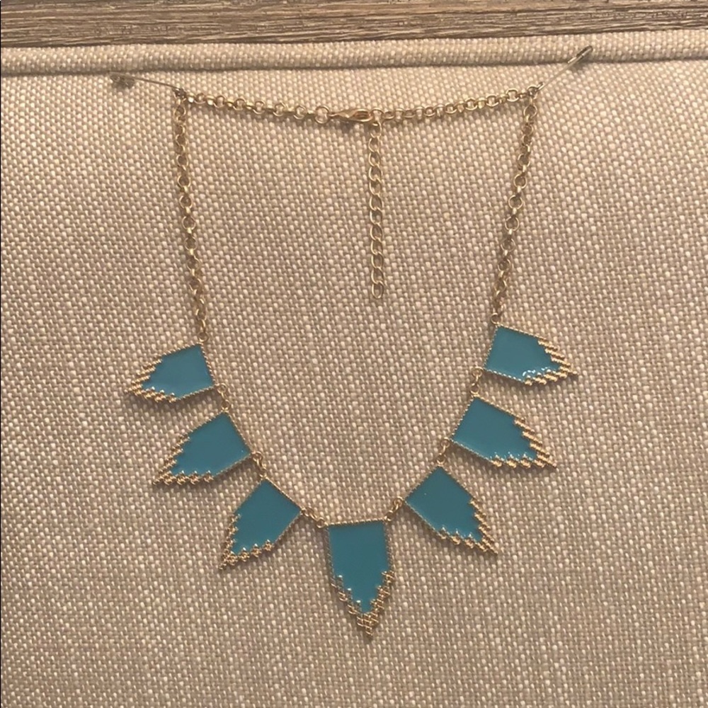 Turquoise statement necklace - Picture 2 of 3